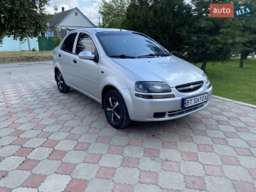 Авто Chevrolet Aveo 2004 № 7673204