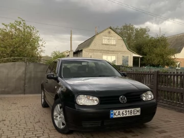Авто Volkswagen Golf 2002 № 7673209