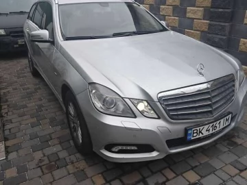 Авто Mercedes E-Class 2010 № 7673367