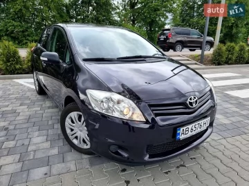 Авто Toyota Auris 2010 № 7673457