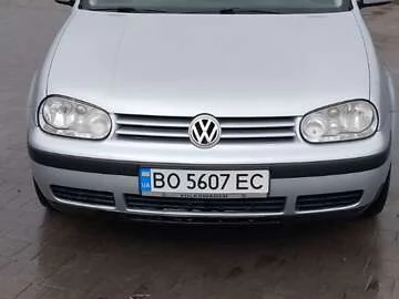 Авто Volkswagen Golf 2001 № 7673513