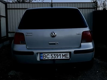 Авто Volkswagen Golf 2000 № 7673520
