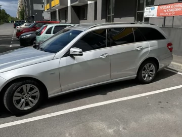 Авто Mercedes E-Class 2010 № 7673569