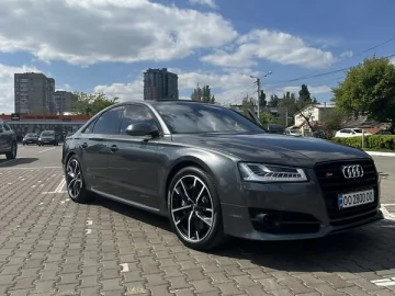 Авто Audi S8 2016 № 7673740