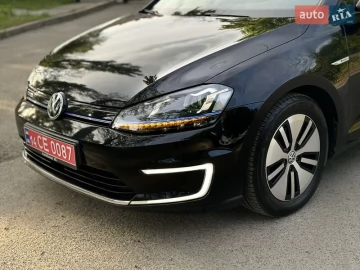 Авто Volkswagen E-Golf 2014 № 7673808