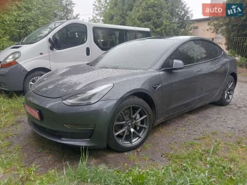 Авто Tesla Model 3 2021 № 7673865