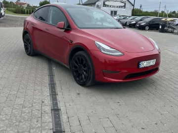 Авто Tesla Model Y 2021 № 7674169