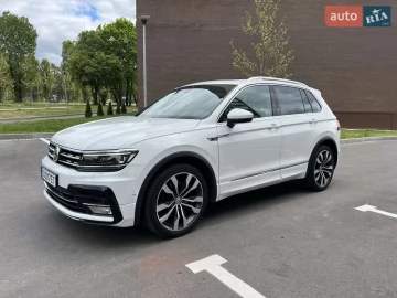 Авто Volkswagen Tiguan 2017 № 7674175