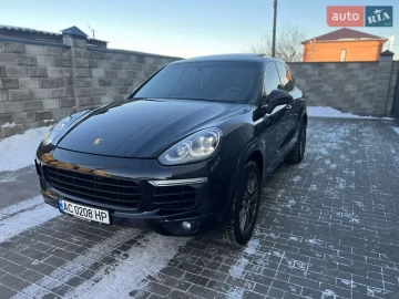 Авто Porsche Cayenne 2016 № 7674183