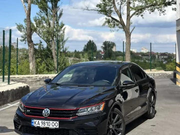 Авто Volkswagen Passat 2018 № 7674329