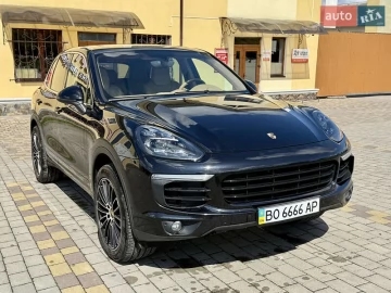 Авто Porsche Cayenne 2015 № 7674349