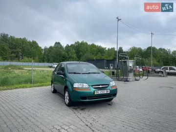 Авто Chevrolet Aveo 2004 № 7674365