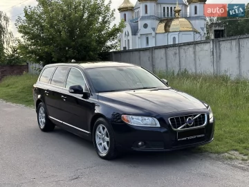 Авто Volvo V70 2011 № 7674453