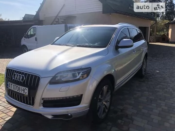 Авто Audi Q7 2010 № 7674496