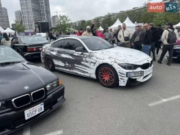 Авто BMW M4 2015 № 7674526