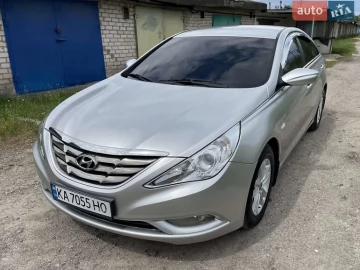 Авто Hyundai Sonata 2010 № 7674621