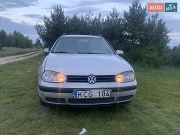 Авто Volkswagen Golf 2002 № 7674735