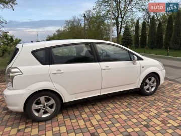 Авто Toyota Corolla Verso 2005 № 7674968