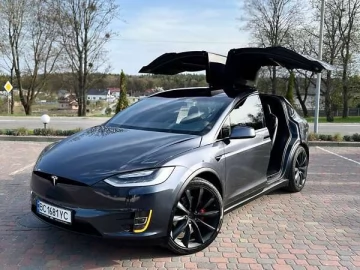 Авто Tesla Model X 2016 № 7675062