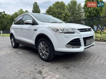 Авто Ford Kuga 2013 № 7675104