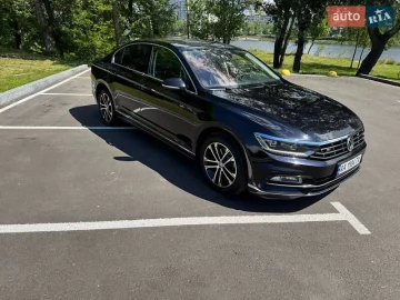Авто Volkswagen Passat 2018 № 7675128
