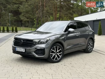 Авто Volkswagen Touareg 2021 № 7675135