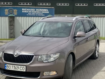 Авто Skoda Superb 2012 № 7675178
