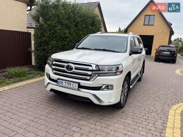 Авто Toyota Land Cruiser 2017 № 7675218