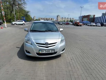 Авто Toyota Yaris 2006 № 7675246