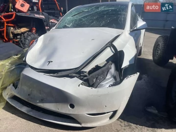 Авто Tesla Model Y 2022 № 7675298