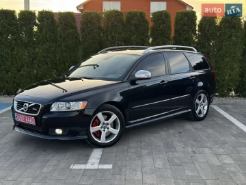 Авто Volvo V50 2012 № 7675300