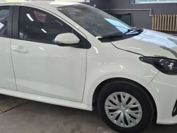 Авто Toyota Yaris 2023 № 7675304