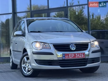 Авто Volkswagen Touran 2008 № 7675499