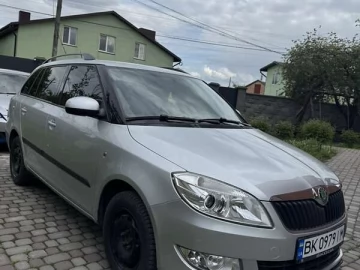 Авто Skoda Fabia 2011 № 7675676