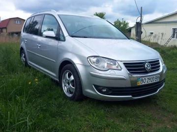 Авто Volkswagen Touran 2009 № 7675709