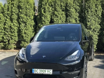 Авто Tesla Model Y 2022 № 7675722