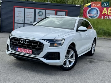 Авто Audi Q8 2018 № 7675729