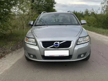 Авто Volvo V50 2011 № 7675797