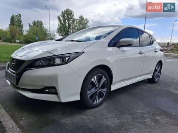 Авто Nissan Leaf 2022 № 7675895