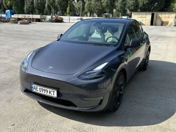 Авто Tesla Model Y 2022 № 7675928
