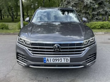 Авто Volkswagen Touareg 2023 № 7675936