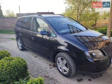 Авто Volkswagen Touran 2006 № 7675980