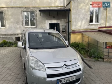 Авто Citroen Berlingo 2010 № 7676003