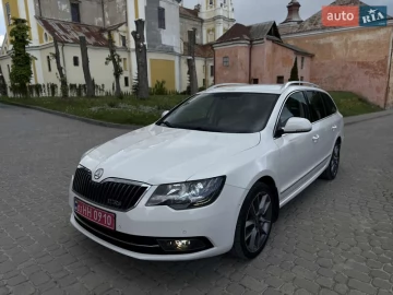 Авто Skoda Superb 2014 № 7676069