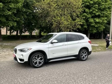 Авто BMW X1 2016 № 7676075