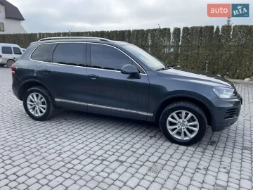 Авто Volkswagen Touareg 2013 № 7676086