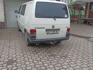 Авто Volkswagen Caravelle 2002 № 7676162