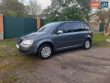 Авто Volkswagen Touran 2004 № 7676188