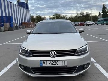 Авто Volkswagen Jetta 2010 № 7676229
