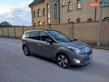 Авто Renault Grand Scenic 2011 № 7676230